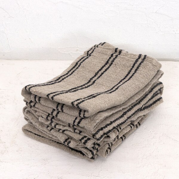 Tongeren Hand Towel Macro 2